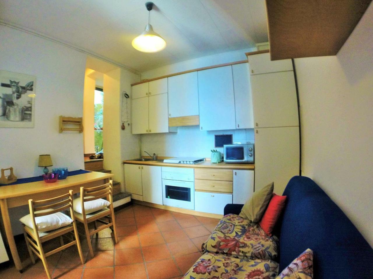 Cozy Garden Retrait Apartment Varenna Ngoại thất bức ảnh